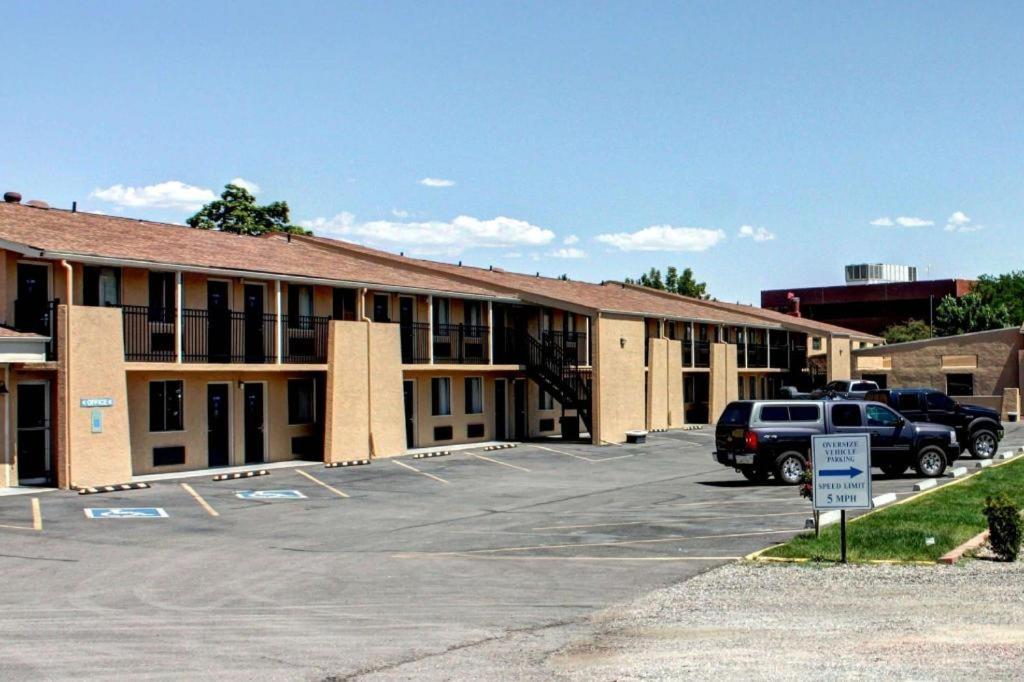 Baymont By Wyndham Grand Junction Hotel Exterior photo